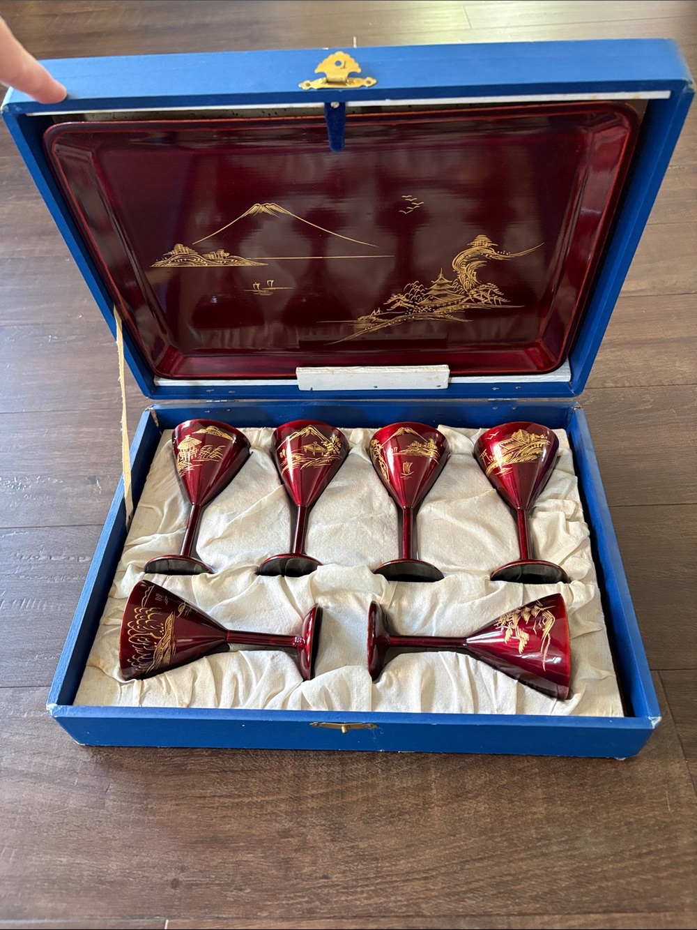 Antique Red Lacquered Decorative Sake Glasses - Set of 6 + Tray and Storage Box